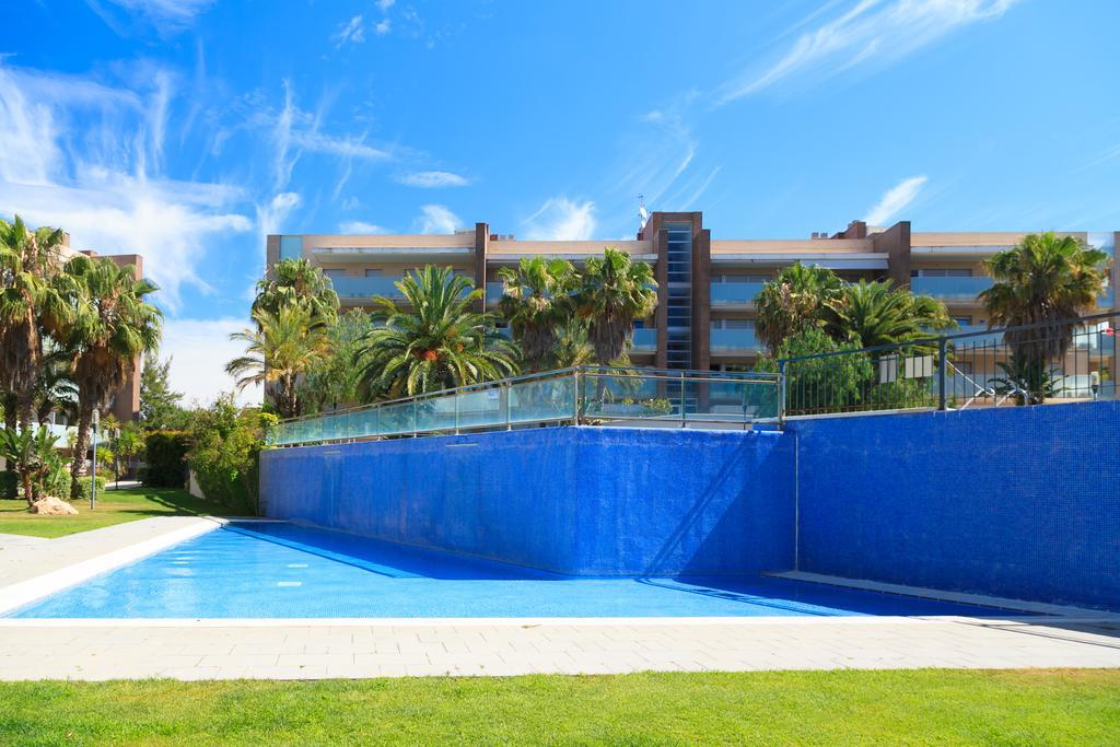 Uhc Spa Aqquaria Family Complex Salou Extérieur photo