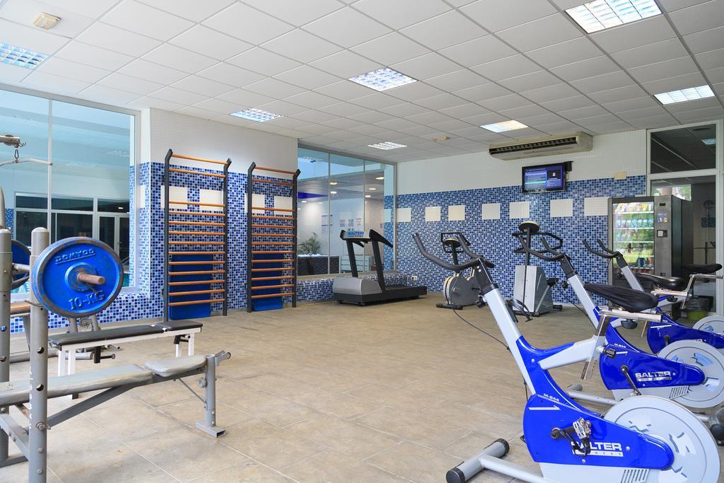 Uhc Spa Aqquaria Family Complex Salou Extérieur photo