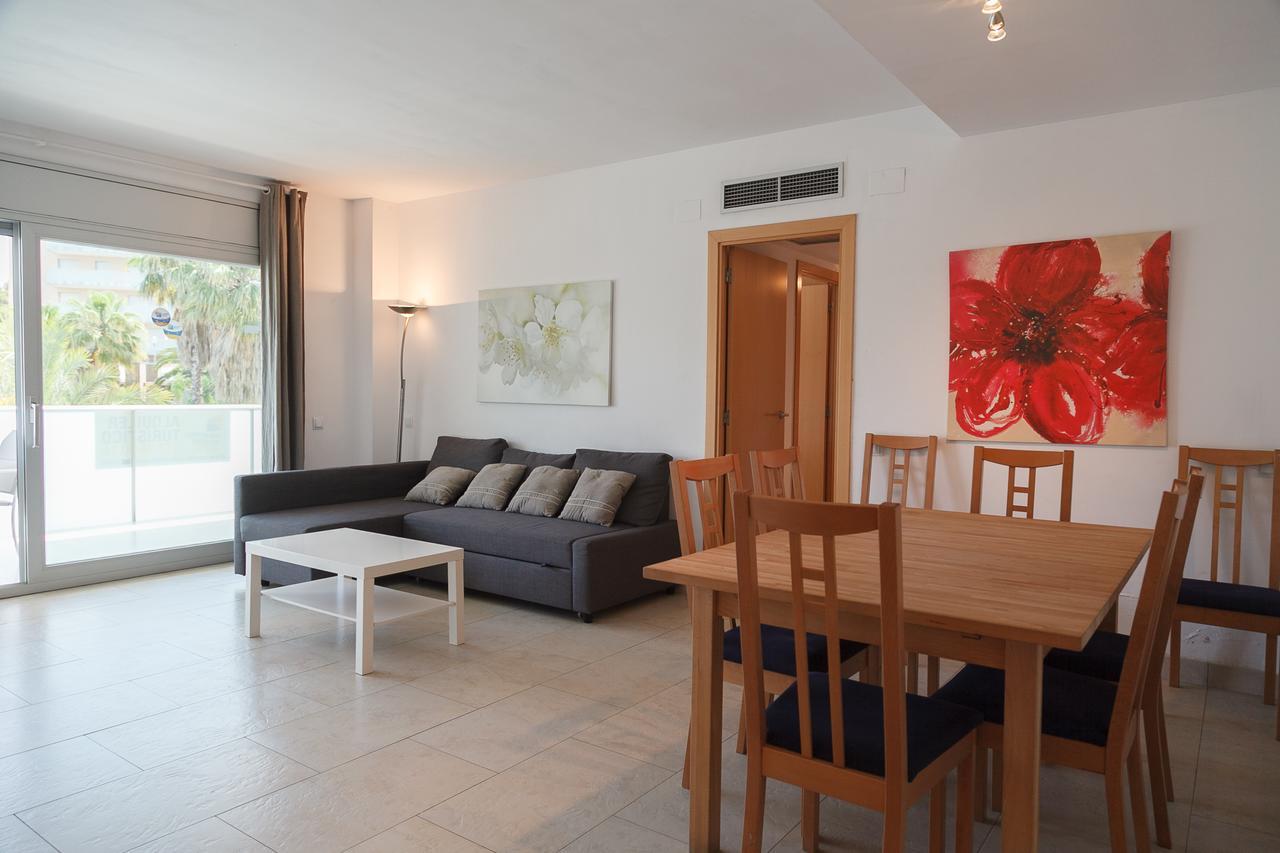 Uhc Spa Aqquaria Family Complex Salou Extérieur photo