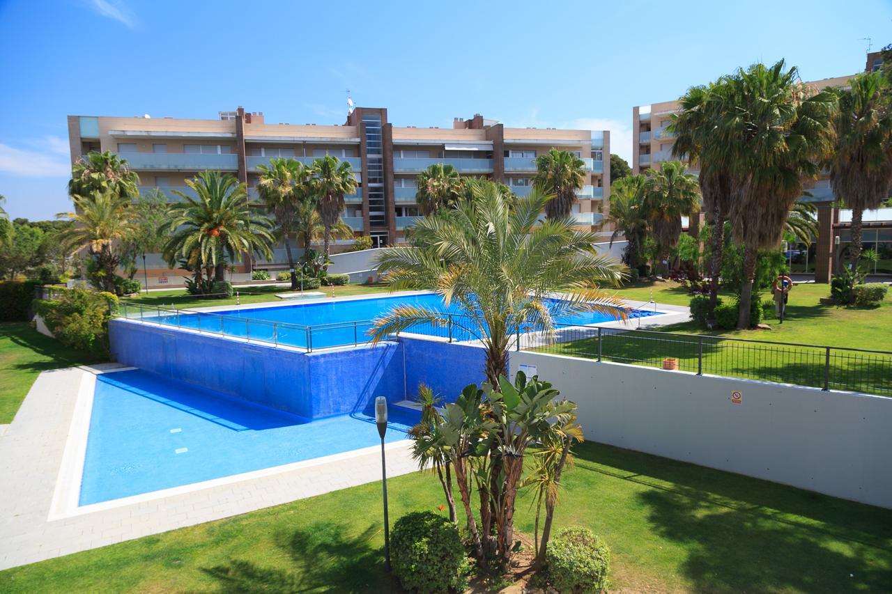 Uhc Spa Aqquaria Family Complex Salou Extérieur photo