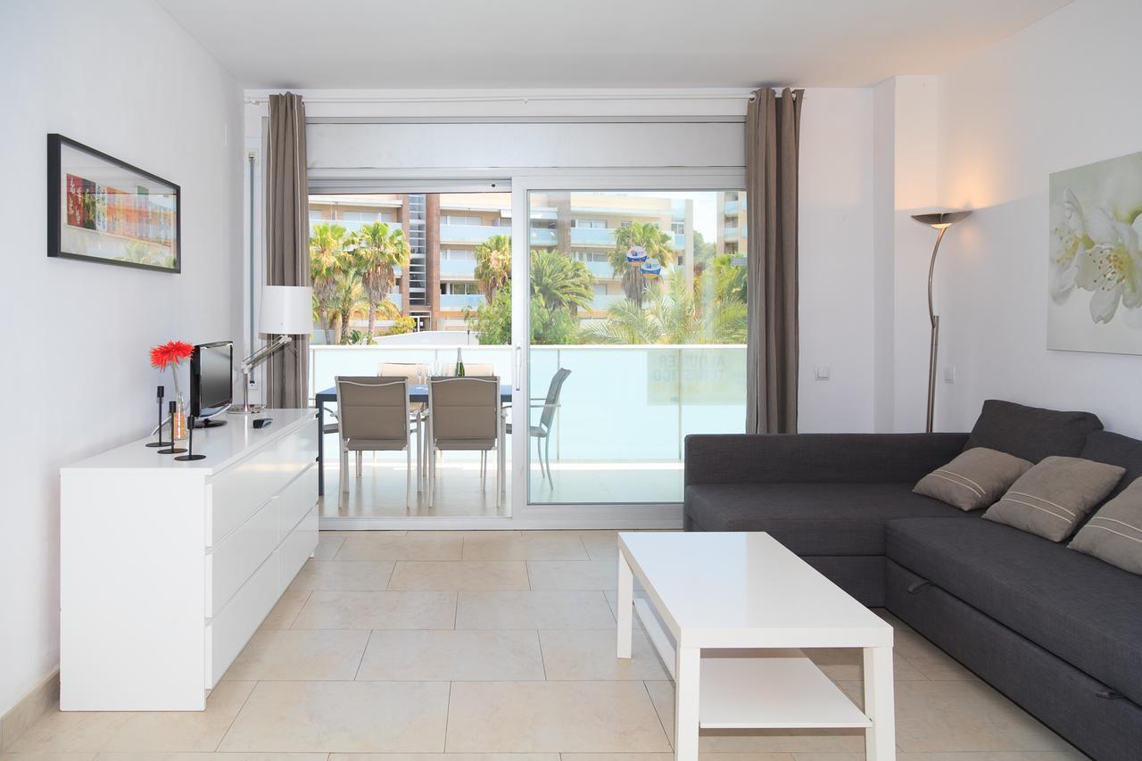 Uhc Spa Aqquaria Family Complex Salou Extérieur photo